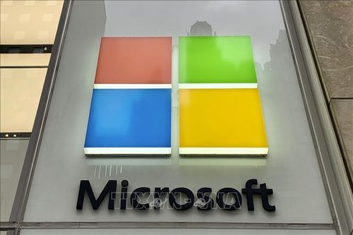 Microsoft lần đầu công bố doanh thu Azure vượt 100 tỷ USD