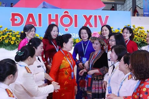 Tổ chức 'Tháng nghe phụ nữ nói' vào tháng 10 hàng năm
