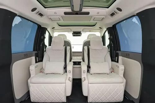 'Chuyên cơ mặt đất' mạnh 554 mã lực, giá gần 2 tỷ đồng, cạnh tranh với Toyota Alphard