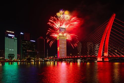 Từ Ba Son lịch sử, Saigon Marina IFC thắp sáng khát vọng Việt Nam