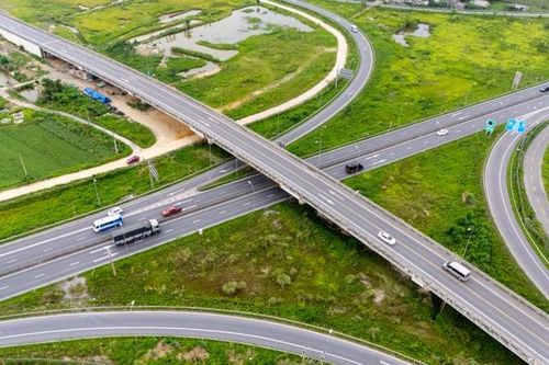 Dòng vốn ngoại tỷ USD chực chờ, vì sao dự án hạ tầng vẫn khó gọi vốn?