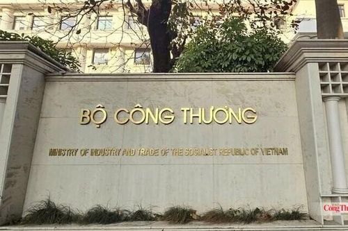 Bộ Công Thương tạm ngưng hiệu lực Thông tư số 09 về quy chuẩn sữa dạng lỏng