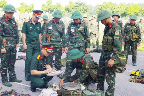 Sư đoàn 3 kiểm tra công tác chuẩn bị bắn chiến đấu