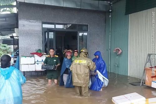 Hàng chục hộ dân ở phường Thống Nhất và Hội Phú bị ảnh hưởng do ngập nước