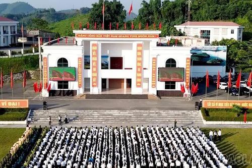 “Lời Người vọng vang” trong Lễ chào cờ tháng 9 ở Yên Bình