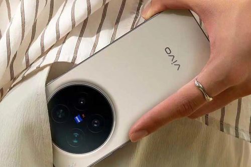Phân tích cấu hình vivo X500: Cảm biến camera Sony LYT-828 và viên pin 7.500mAh ấn tượng