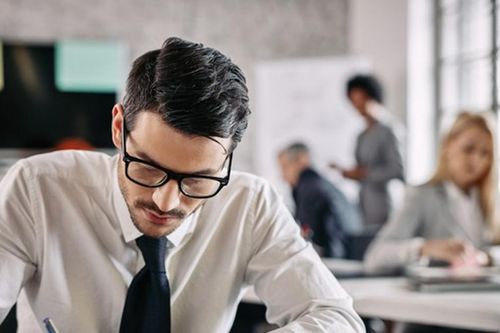 Khám phá 4 cung hoàng đạo sở hữu tư duy cởi mở và không ngần ngại phá vỡ những khuôn mẫu