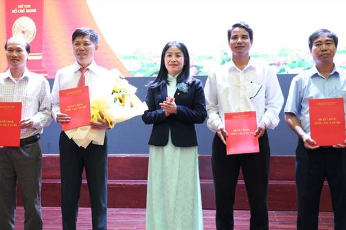 Lâm Đồng giảm 32 đầu mối, kiện toàn lãnh đạo các cơ sở giáo dục