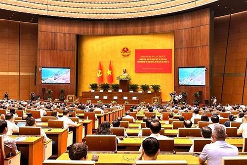 Nghị quyết số 23-NQ/TW: Phát huy mạnh mẽ nguồn lực người Việt Nam ở nước ngoài