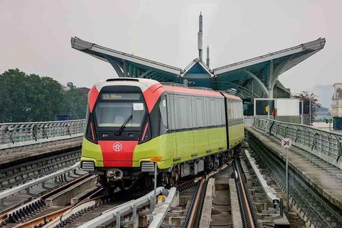 Hơn 408.000 lượt khách đi metro Hà Nội miễn phí dịp Quốc khánh