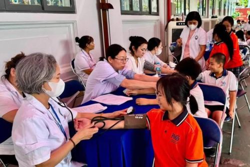 Dịch bệnh mùa tựu trường: Các sai lầm phụ huynh thường mắc khi chăm sóc trẻ