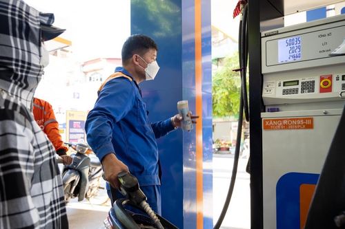 Giá xăng tăng, giá dầu giảm trong kỳ điều hành chiều 3/9