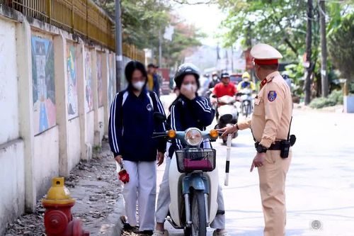 Hà Nội tăng cường xử lý học sinh vi phạm giao thông từ 4/9