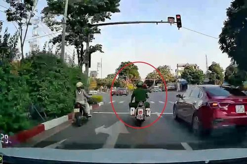 Sơn La: Cảnh sát dẫn đường kịp thời đưa bệnh nhân đi cấp cứu
