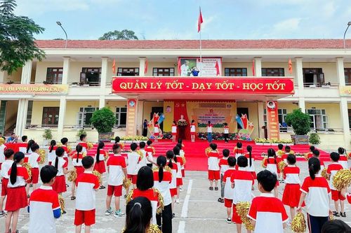 Xã đảo Vĩnh Thực (Quảng Ninh) rộn ràng đón năm học mới