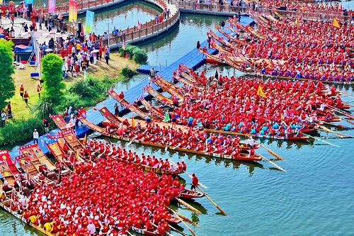 Trung Quốc tiếp tục bùng nổ du lịch dịp Tết Trung thu - Quốc khánh