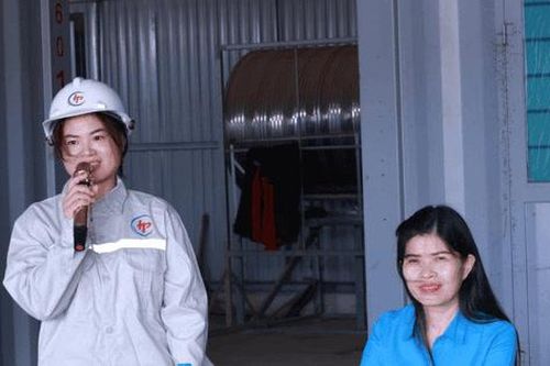 Không khí nhộn nhịp trên những đại công trường