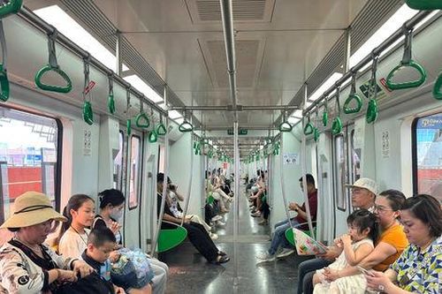 Hà Nội Metro phục vụ hơn 408.000 lượt khách dịp Quốc khánh 2-9