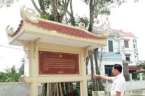 Lá cờ đỏ năm xưa, ngọn lửa cách mạng hôm nay