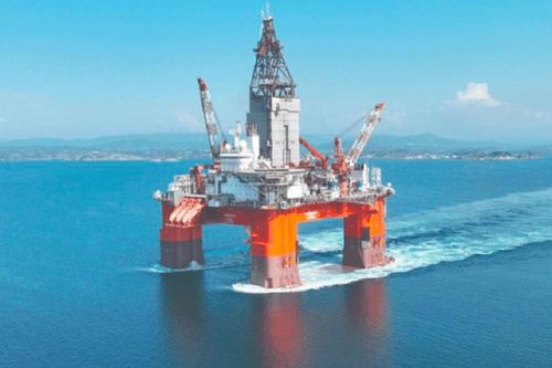 Khoan liên tục 5.000 mét xuống đáy biển, phát hiện mỏ dầu trữ lượng 10 tỷ thùng