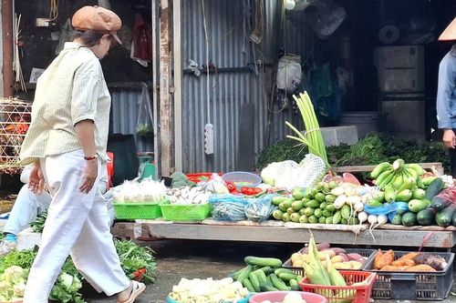 Vì sao giá rau xanh 'leo thang' sau kỳ nghỉ lễ 2/9?
