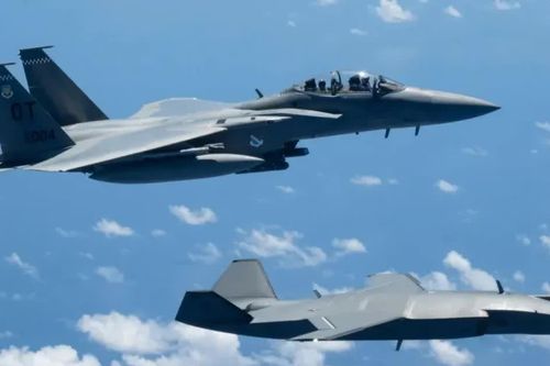 'Đại bàng' F-15EX đầu tiên của Mỹ lên đường tới Nhật Bản