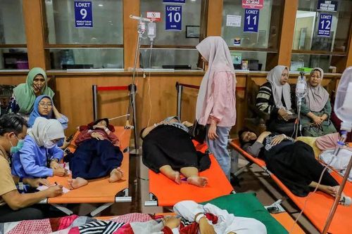 Indonesia: Hơn 1.700 học sinh bị ngộ độc sau khi ăn bữa ăn miễn phí ở trường học