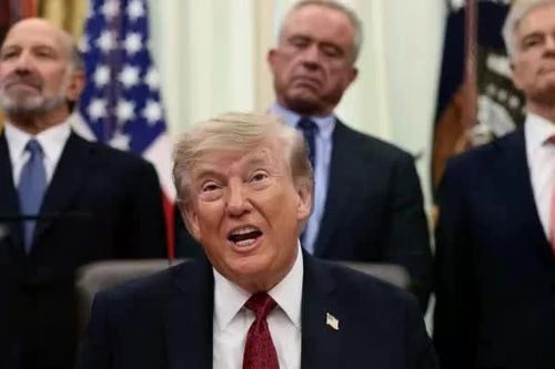 Tổng thống Trump dự báo kinh tế Mỹ có thể tăng trưởng tới 20%
