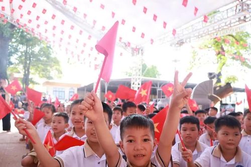 Hai điểm cầu chính, trong đó có điểm tại xã đảo Minh Châu sẵn sàng cho lễ khai giảng năm học mới