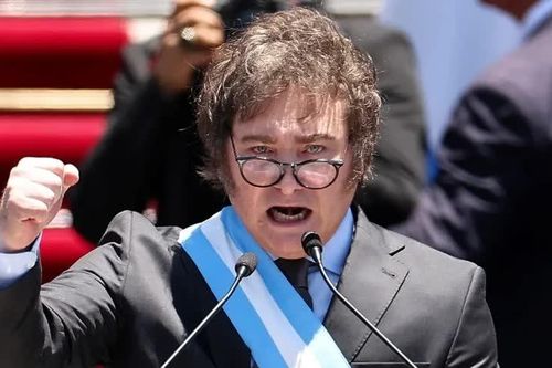 Tổng thống Argentina muốn giành lại quần đảo Falkland từ tay Anh