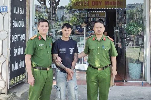 Toàn cảnh vụ truy bắt đối tượng dùng dao đe dọa, khống chế, cướp tài sản trong siêu thị