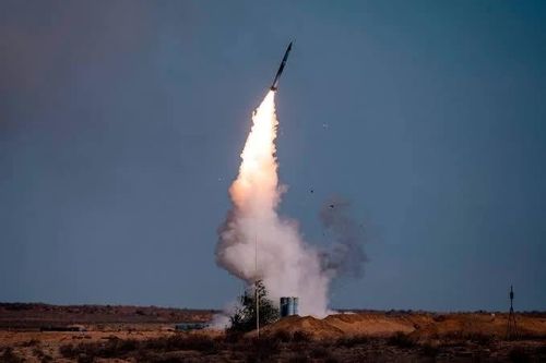 Nga chuẩn bị sẵn 17 tổ hợp S-400 để tấn công mục tiêu trong đất Ukraine?