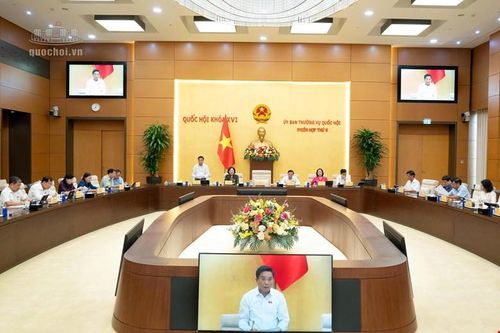 Chuyển từ 'tiền kiểm' sang 'hậu kiểm': Chuyển trách nhiệm không có nghĩa buông trách nhiệm