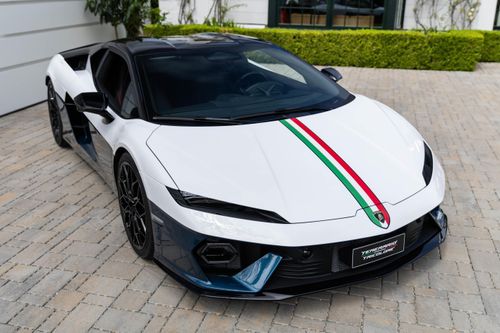 Cận cảnh siêu xe Lamborghini Temerario Tricolore