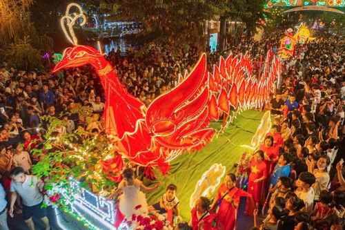 Tối 5.9, phường Sơn Tây tổ chức diễu hành đèn Trung thu