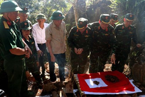Kiểm tra công tác tìm kiếm, quy tập hài cốt liệt sĩ tại điểm cao 685, xã Thanh Thủy, Tuyên Quang