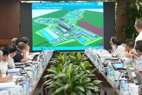 Bàn phương án mở rộng, nâng công suất Nhà máy alumin Nhân Cơ