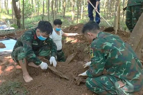 Quảng Trị phát hiện, cất bốc 2 hài cốt liệt sĩ tại bản Bãi Dinh