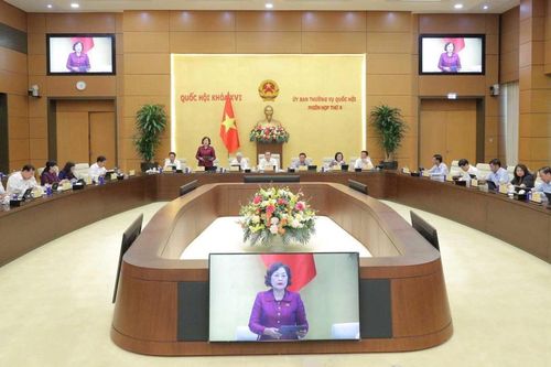 Đẩy mạnh chuyển đổi số, đơn giản hóa thủ tục trong lĩnh vực chứng khoán