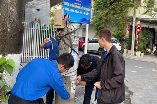 Đà Nẵng xem xét thưởng nóng người dân trong việc cung cấp thông tin xử lý quảng cáo, rao vặt sai quy định