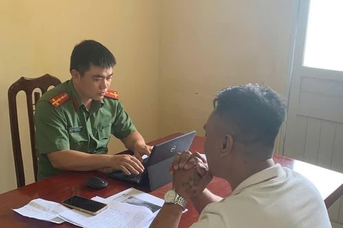 Chia sẻ bài viết xuyên tạc lãnh đạo Đảng, Nhà nước, người đàn ông bị phạt 12,5 triệu đồng