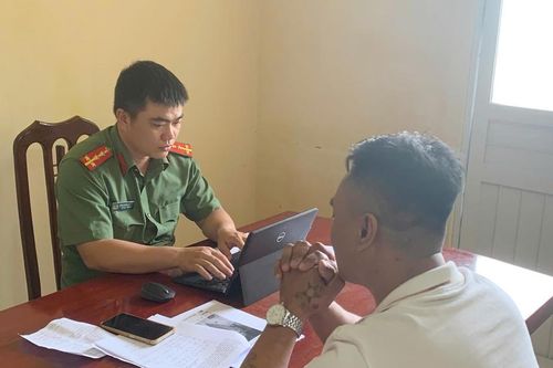 Xử phạt người đàn ông chia sẻ thông tin xuyên tạc, xúc phạm uy tín lãnh đạo Đảng, Nhà nước