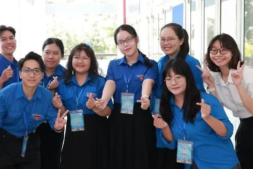Đưa bản sắc Việt ra thế giới