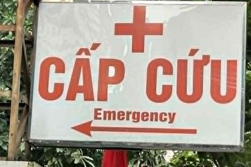 Nam sinh lớp 9 nhét quả dưa chuột vào trực tràng