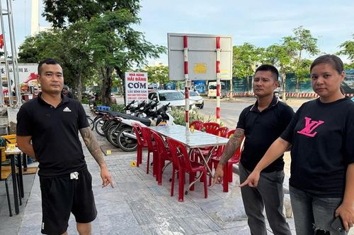 Khởi tố chủ nhà hàng cùng nhân viên đánh đầu bếp nhà hàng bên cạnh