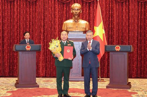 Phó tổng Tham mưu trưởng QĐND Việt Nam Lê Quang Đạo được thăng quân hàm thượng tướng