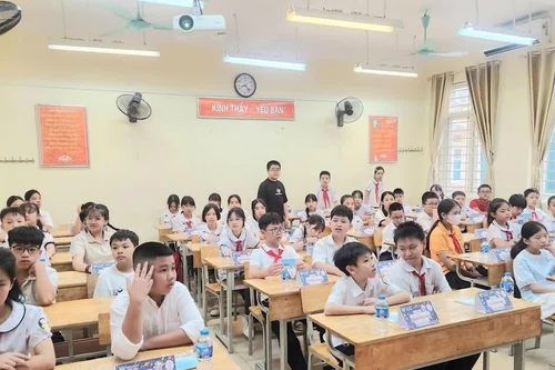 Ngành giáo dục Hà Nội sau sắp xếp: Khai thông nguồn lực, nâng cao chất lượng vào năm học mới