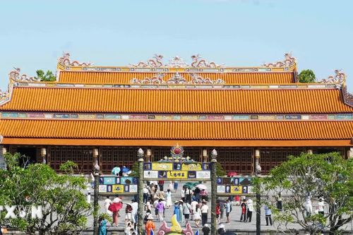 Ngói lưu ly - Linh hồn trong kiến trúc cung đình Huế