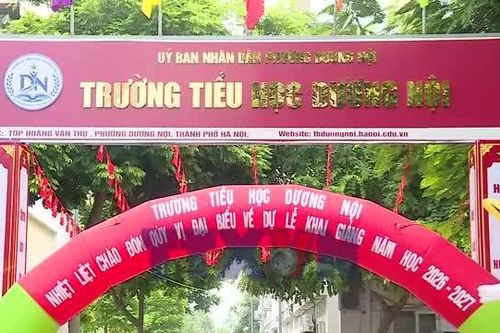 Khai giảng Năm học mới trực tiếp kết hợp trực tuyến