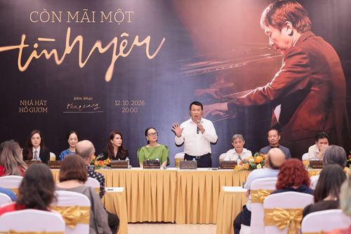 Nhiều nghệ sĩ nổi tiếng biểu diễn chương trình âm nhạc tưởng nhớ nhạc sĩ Phú Quang